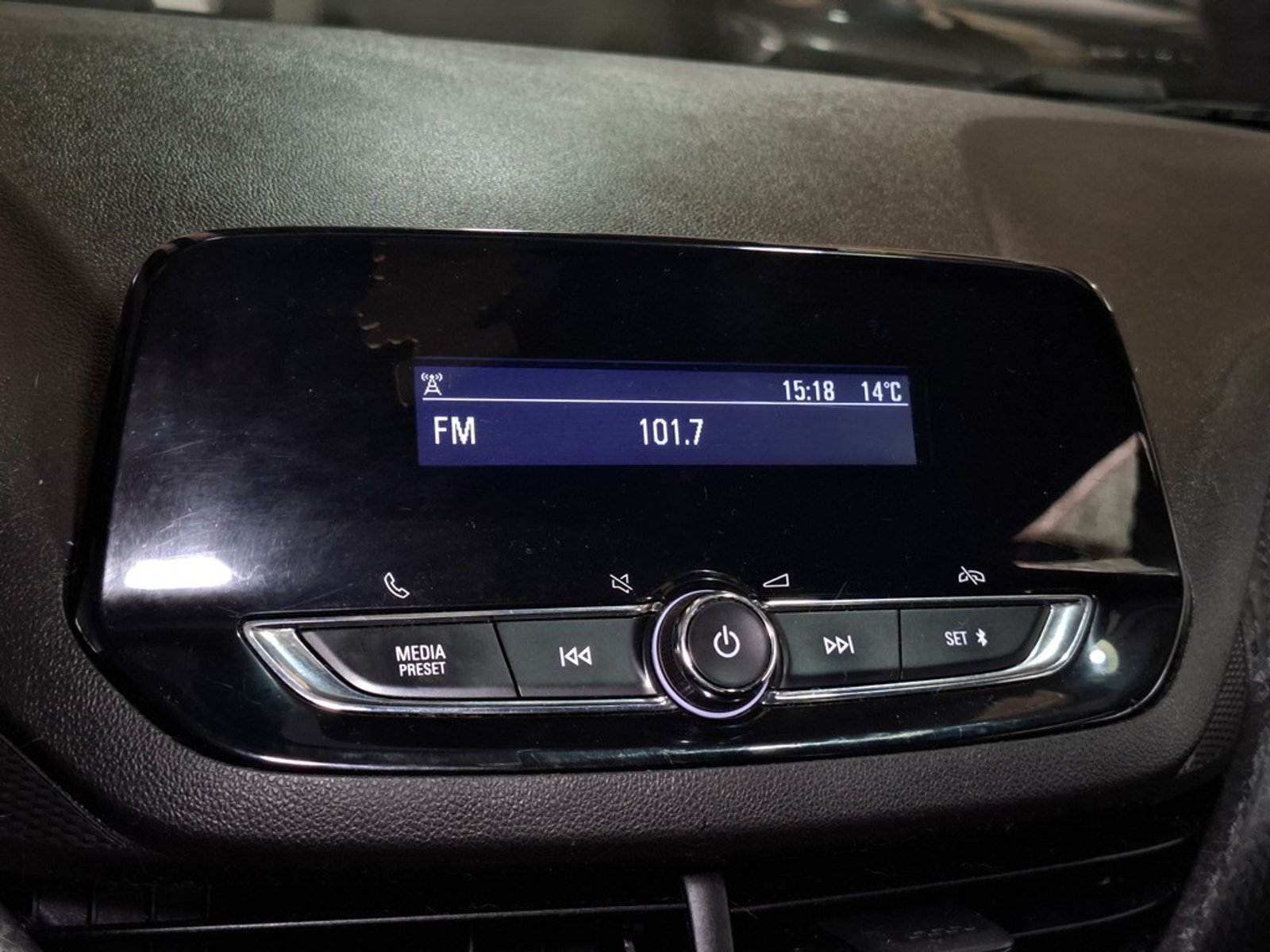 CHEVROLET ONIX 1.2 LS 2022 - Imagen 18 de 20