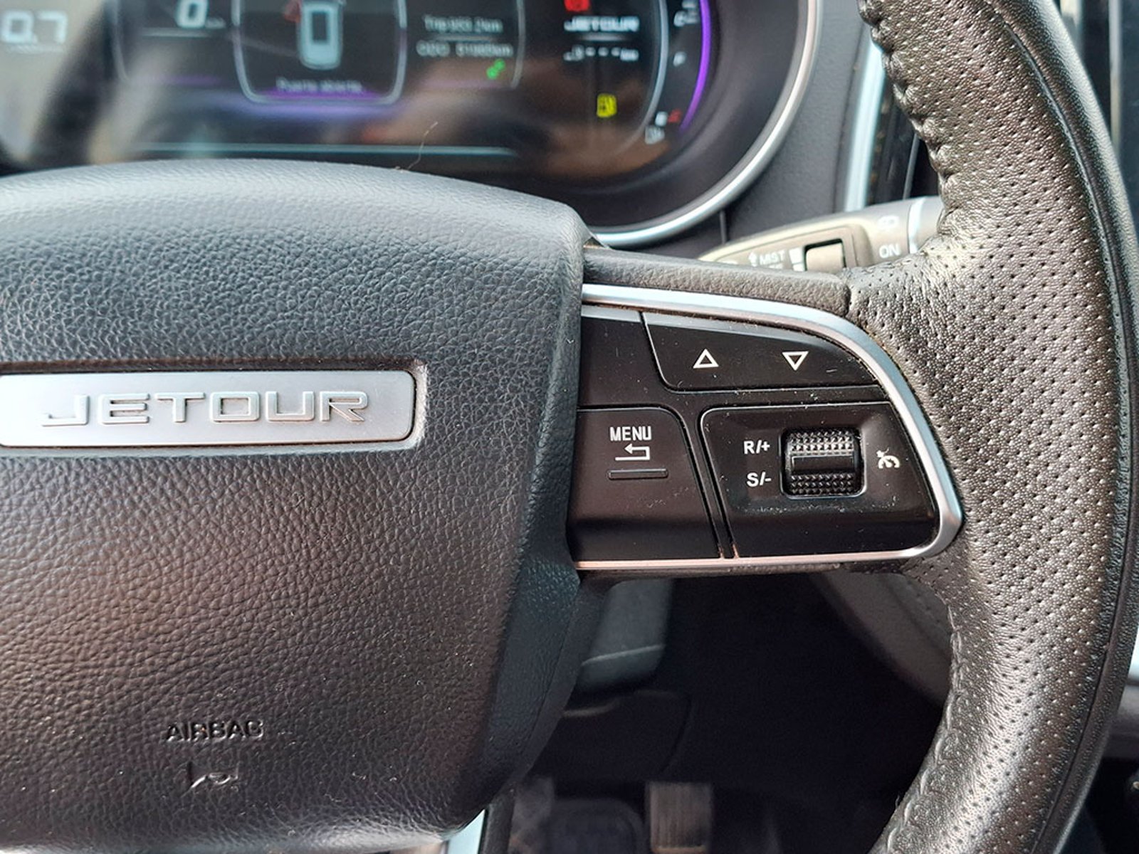 JETOUR X70 1.5T GLS 2023 - Imagen 14 de 20