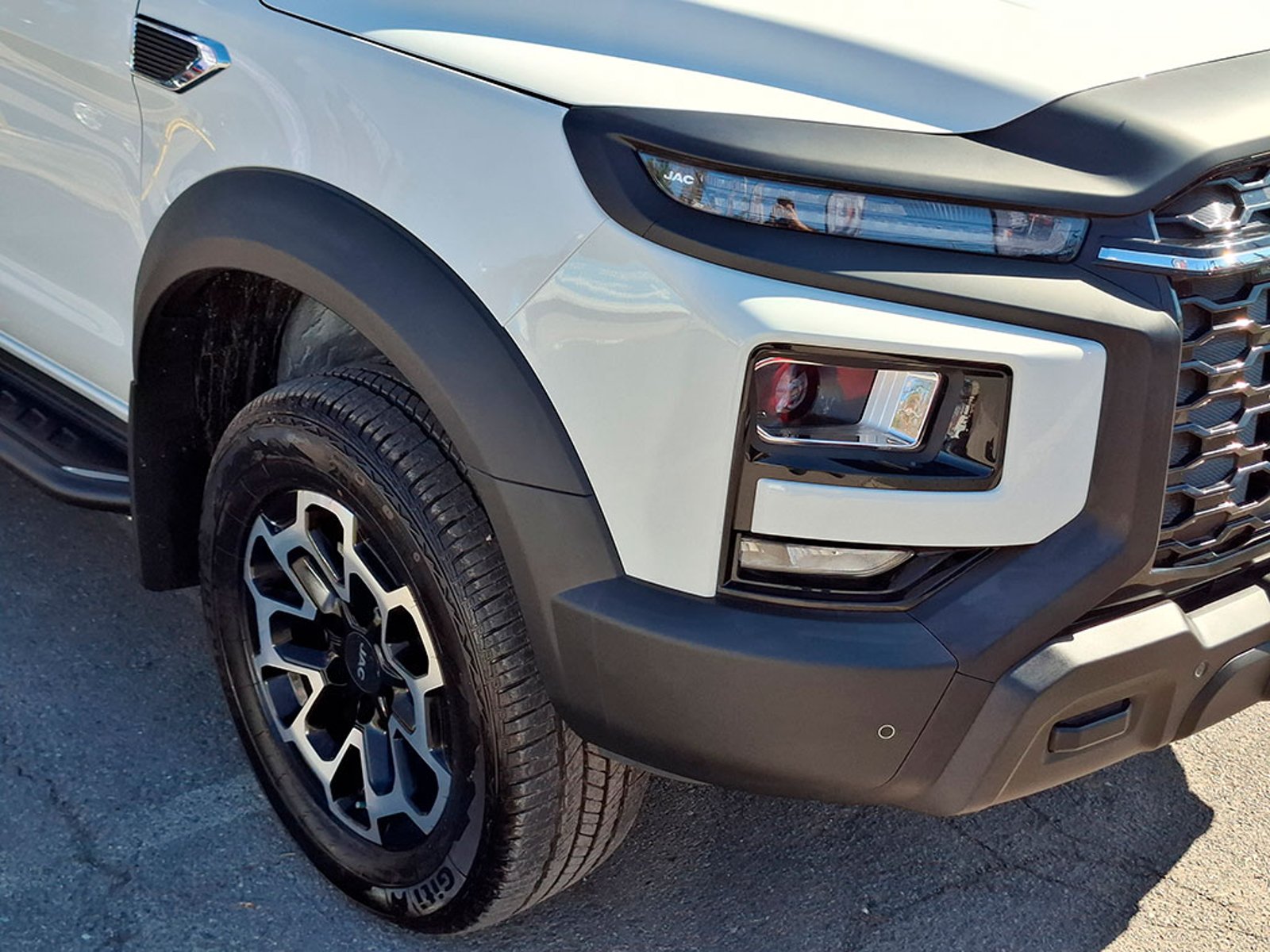JAC T9 4X4 2026 - Imagen 4 de 20