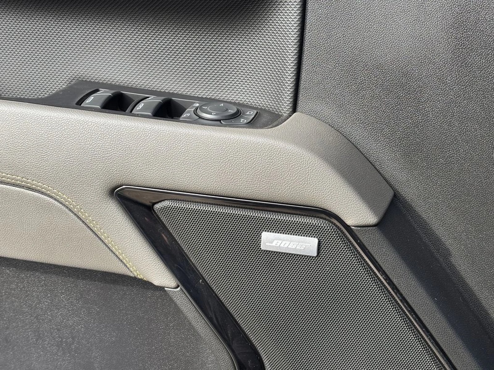 CHEVROLET SILVERADO 6.2 ZR2 4X4 AT 4P 2023 - Imagen 20 de 20