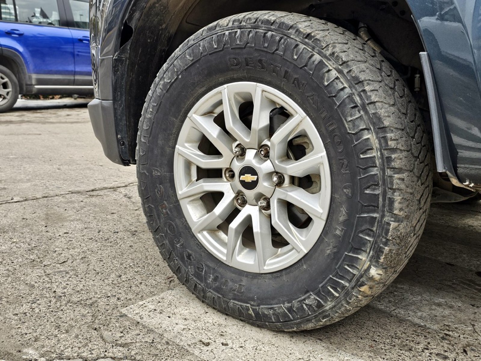 Chevrolet COLORADO DCAB 4X4 2.8 AT 2023 - Imagen 9 de 20