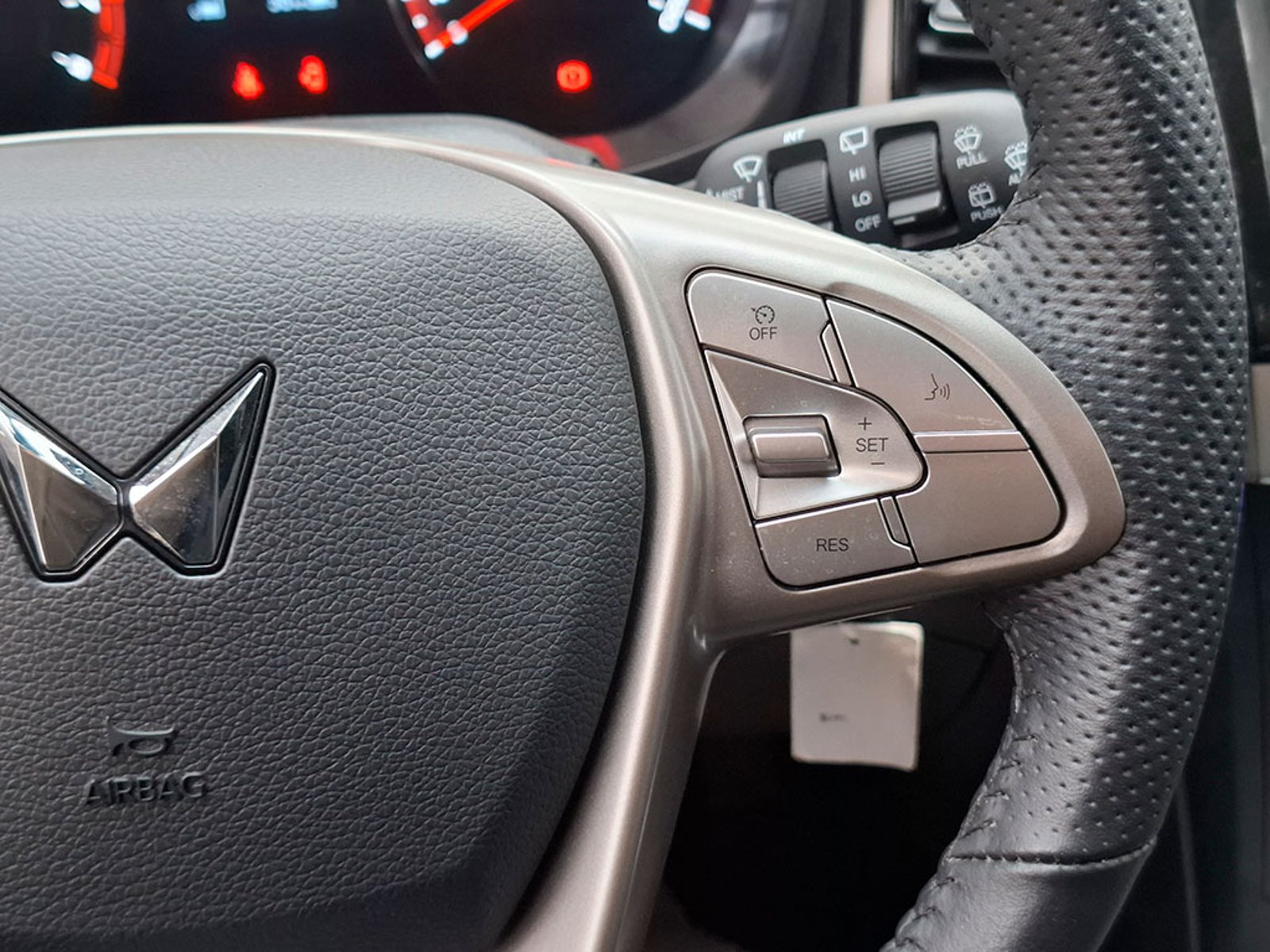 Mahindra XUV 300 . 2026 - Imagen 14 de 17