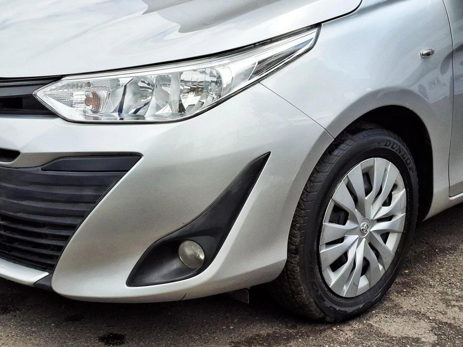 Toyota YARIS SEDAN 1.5 2021 - Foto 5 de 20