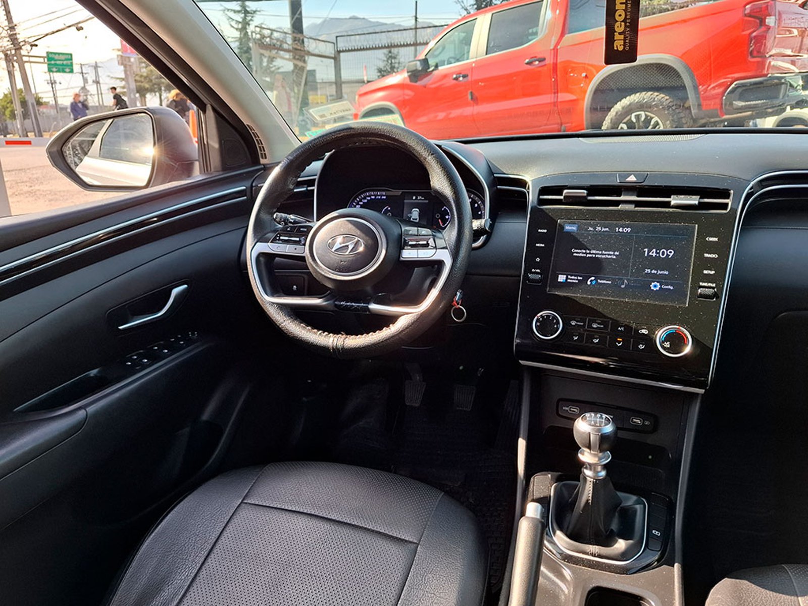 Hyundai TUCSON 2.0 NX4 PLUS 2022 - Imagen 11 de 20