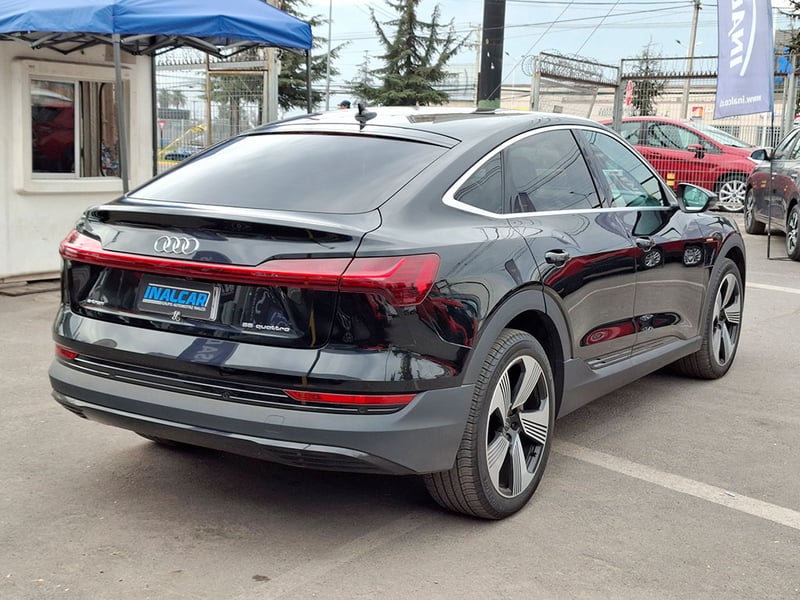 Audi e-Tron Gt 4X4 AUT 2027 - Imagen 9 de 20