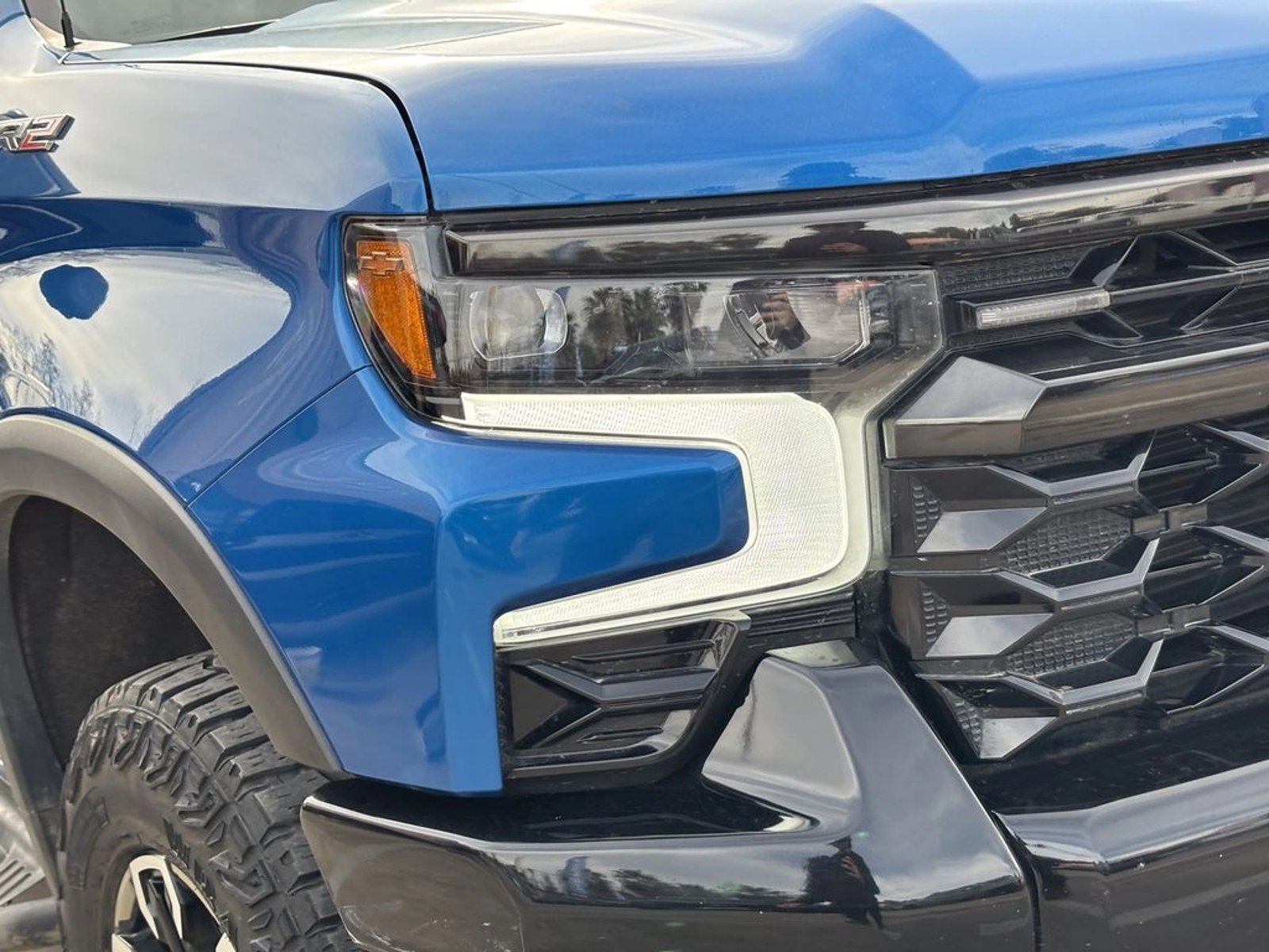Chevrolet SILVERADO 6.2 ZR2 4X4 AT 4P 2023 - Foto 4 de 20