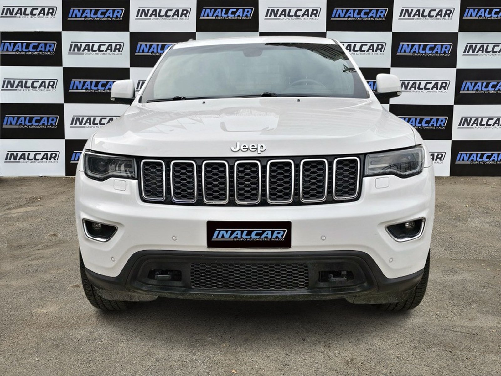 Jeep GRAND CHEROKEE LAREDO 3.6 2018 - Foto 2 de 20