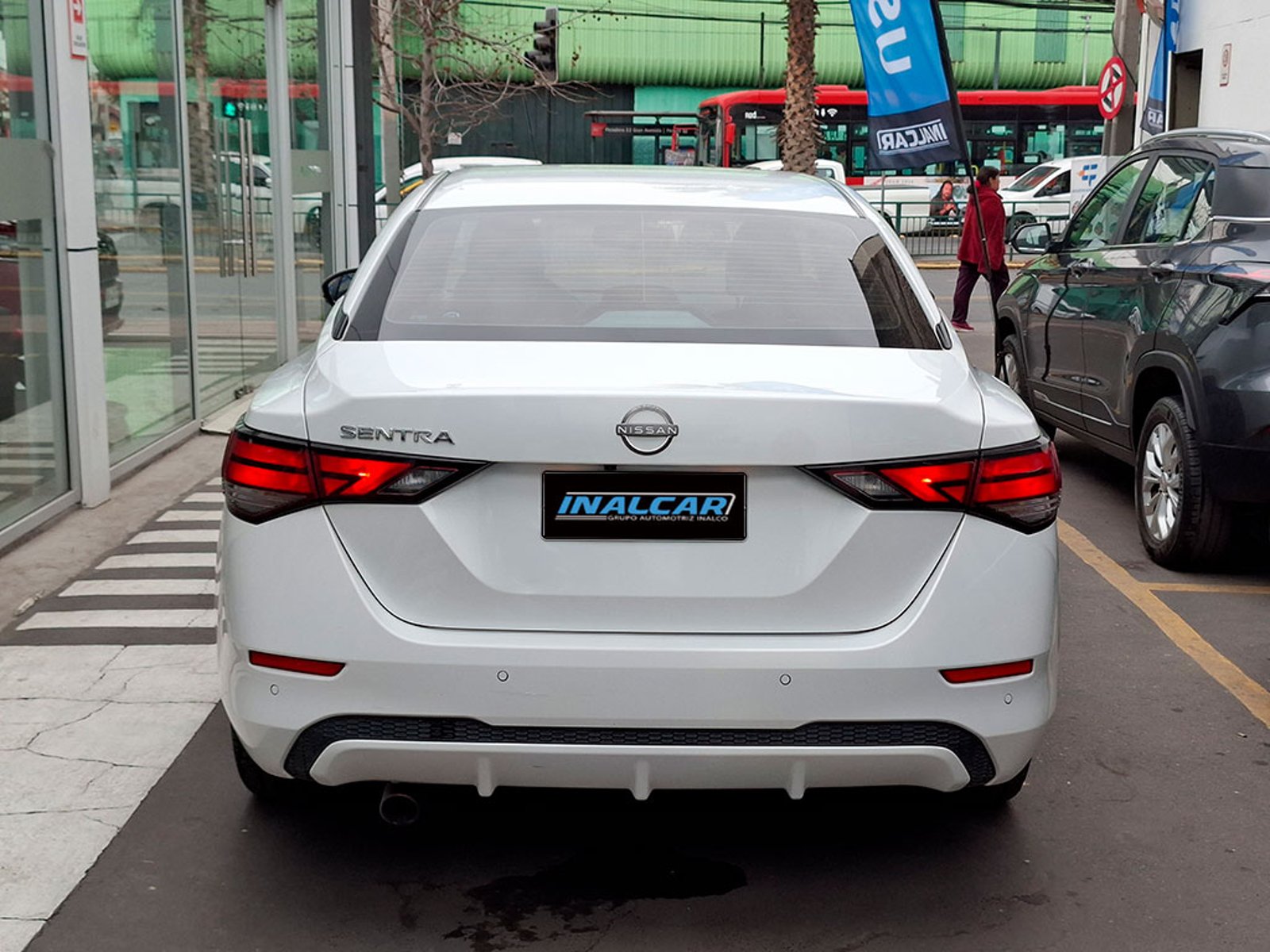 Nissan SENTRA 2.0 ADVANCE 2025 - Imagen 8 de 20
