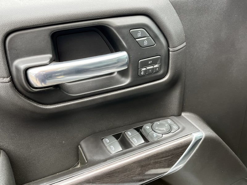 Chevrolet SILVERADO LTZ 4X4 2020 - Imagen 13 de 20