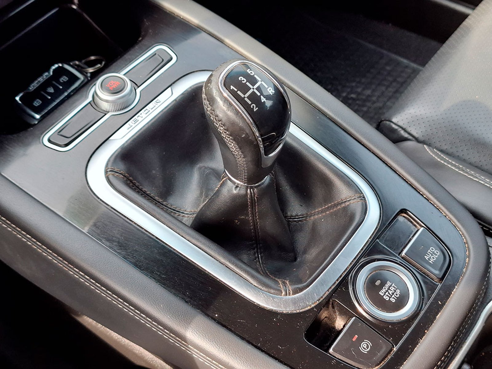 JETOUR X70 1.5T GLS 2023 - Imagen 19 de 20