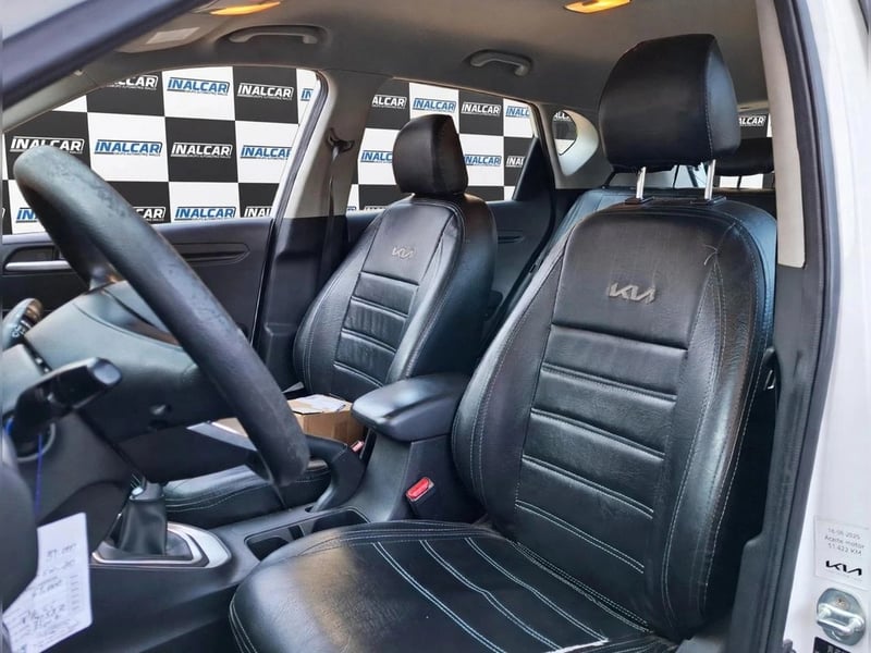 Kia SONET 1.5 2023 - Imagen 14 de 20
