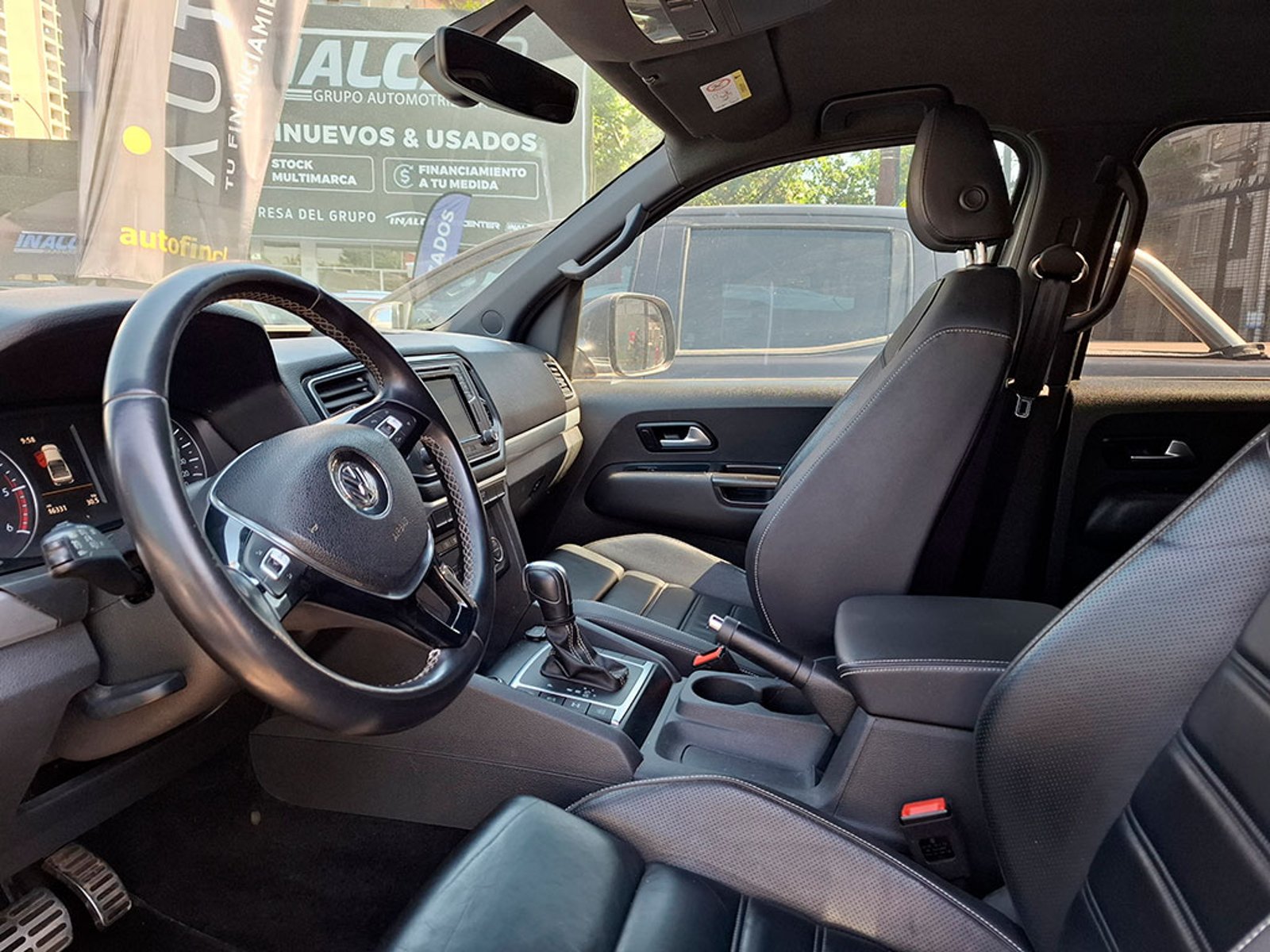 VOLKSWAGEN AMAROK 4X4 3.0 AUT 2021 - Imagen 10 de 20