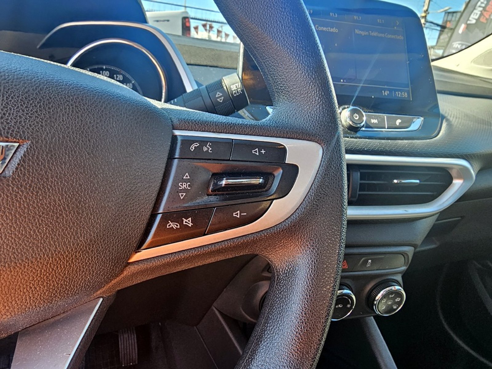 Chevrolet TRACKER 1.2T 2021 - Imagen 16 de 20