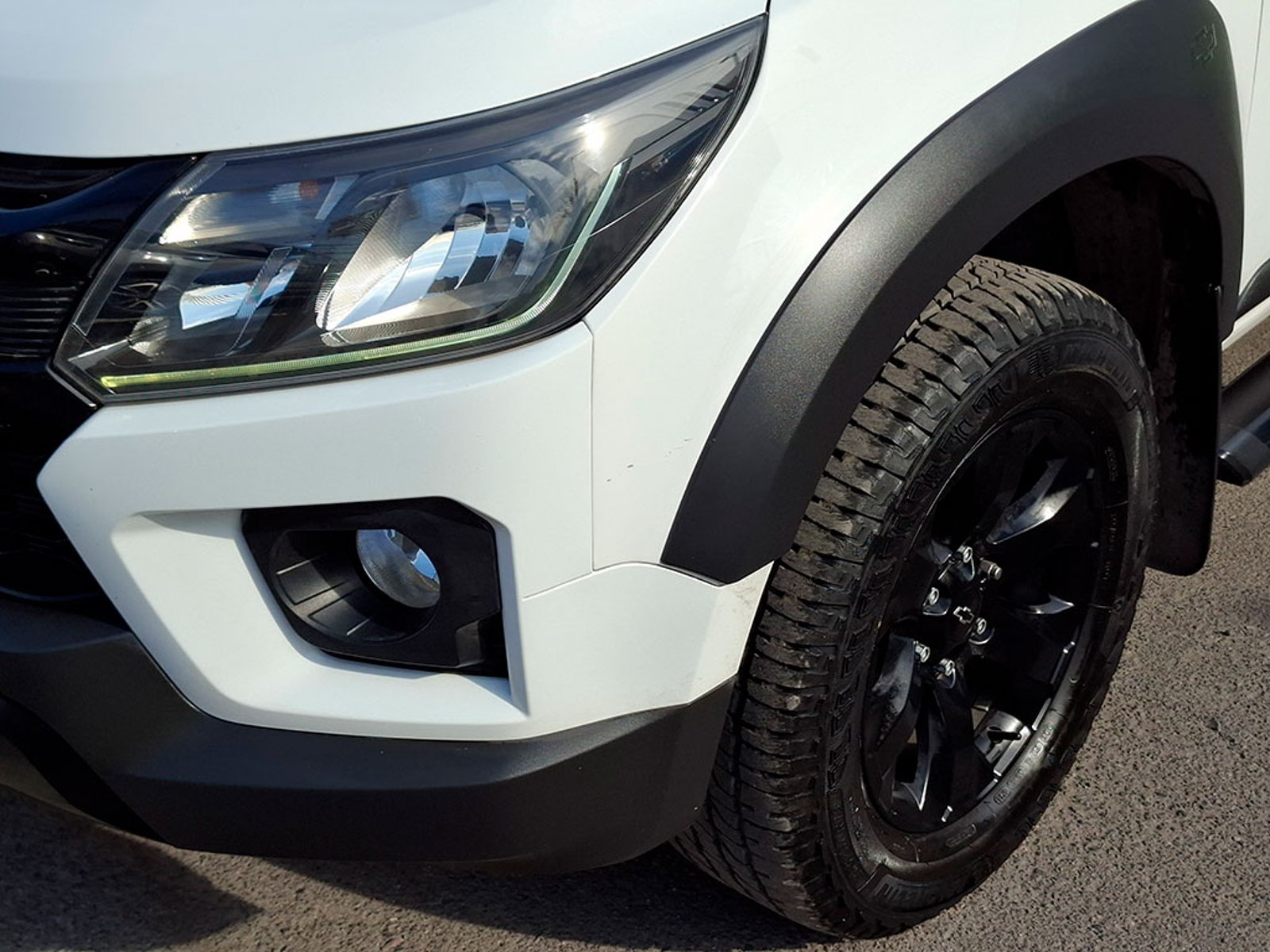 Chevrolet COLORADO DCAB 4X4 2.8 AT 2023 - Imagen 6 de 20