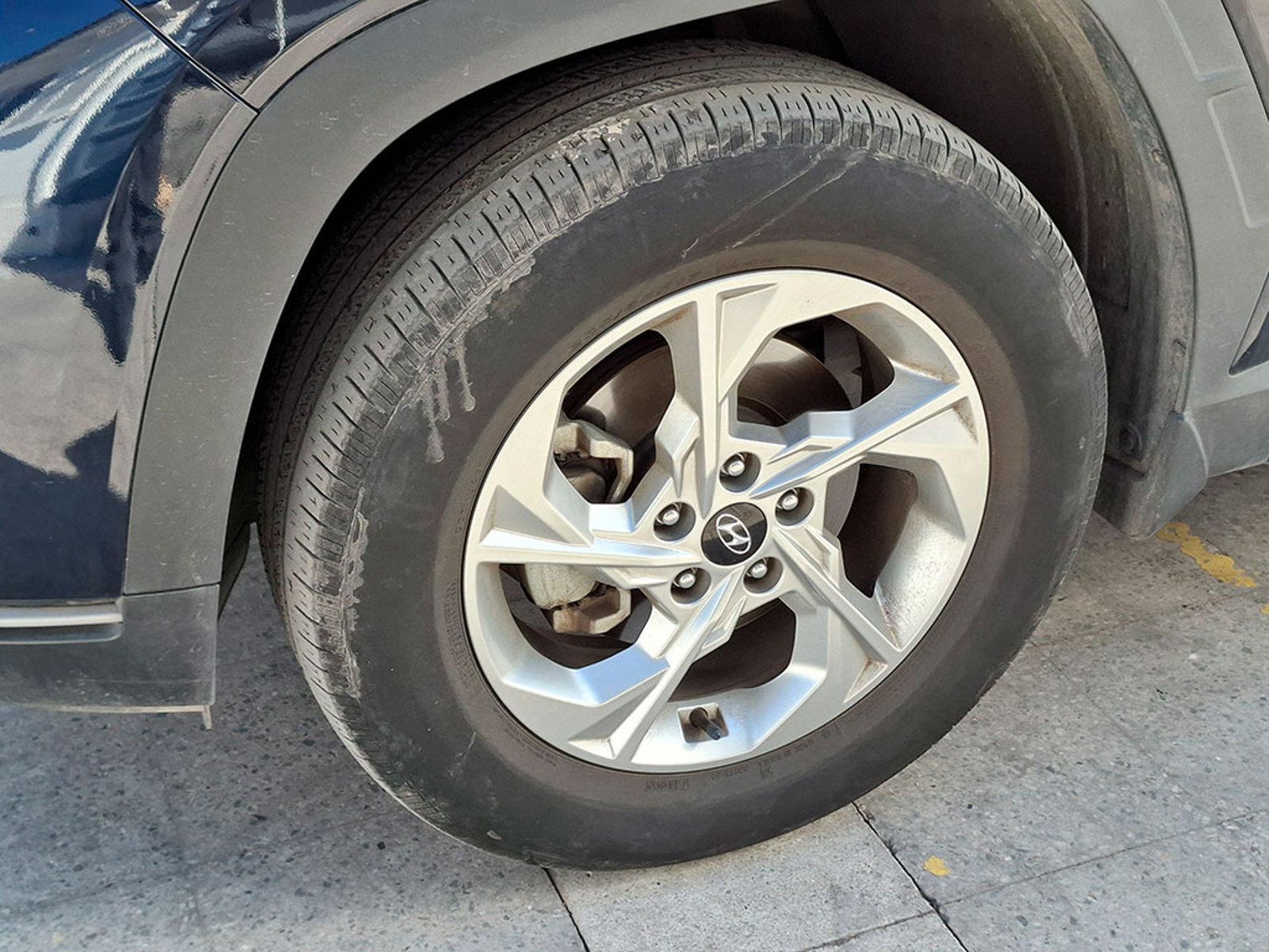 HYUNDAI TUCSON 2.0 NX4 PLUS 2023 - Imagen 6 de 20