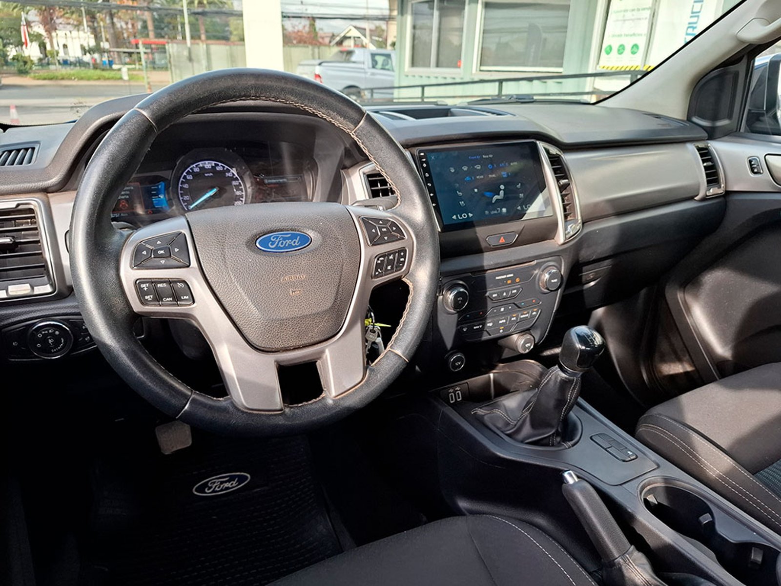 FORD RANGER 2.5 XLT 2020 - Imagen 13 de 20