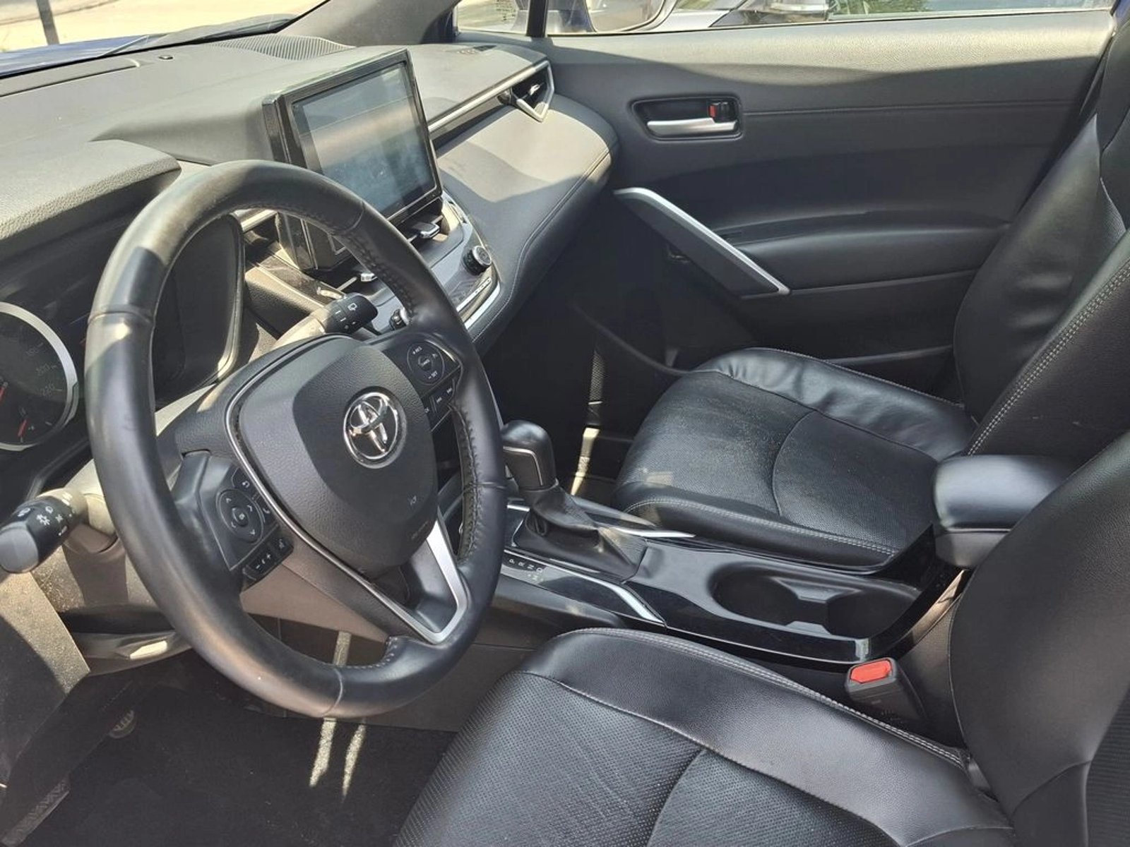 TOYOTA COROLLA CROSS 2.0 AUT 2023 - Imagen 10 de 19