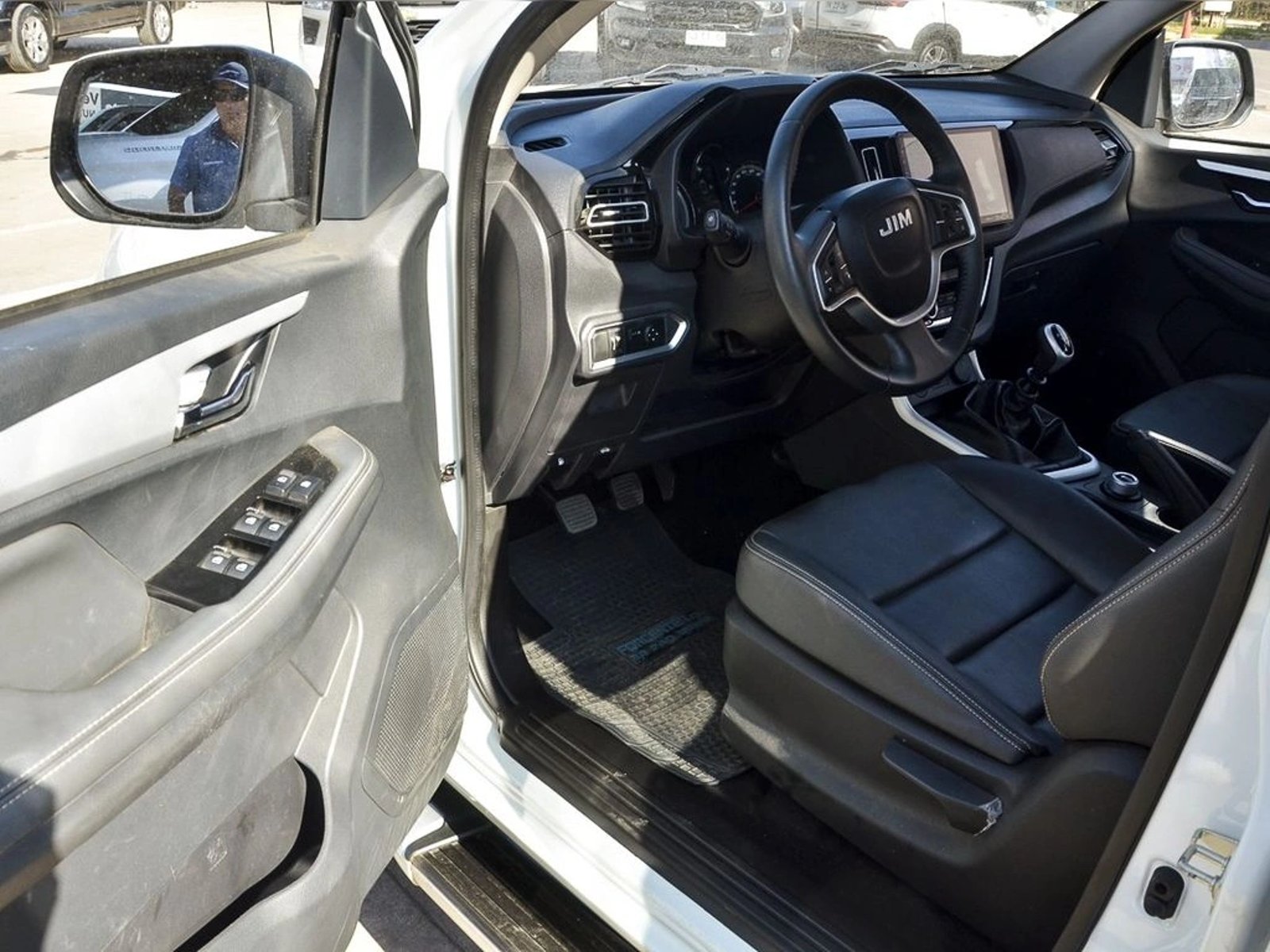 JIM RE-MAX DIESEL MT 4X4 2024 - Imagen 4 de 20