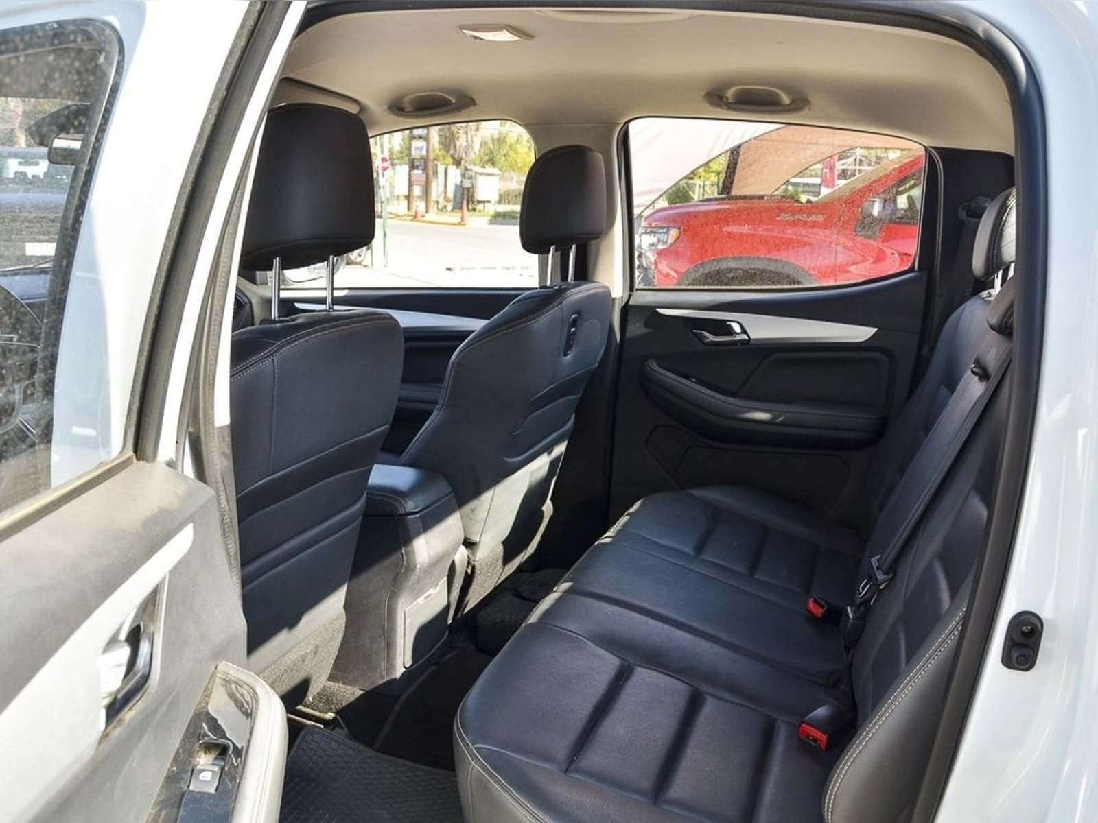 JIM RE-MAX DIESEL MT 4X4 2024 - Imagen 6 de 20