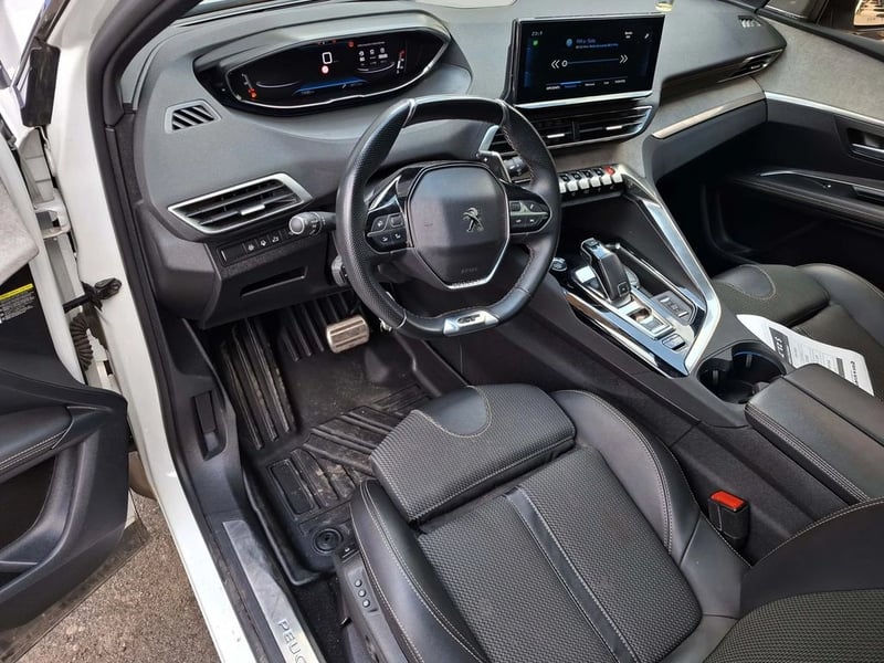Peugeot 3008 1.5 2022 - Imagen 14 de 20