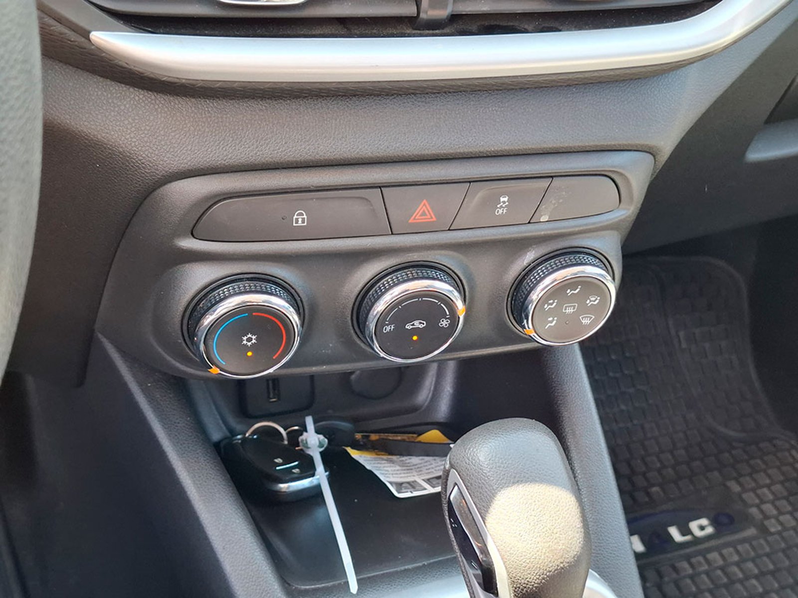 CHEVROLET TRACKER 1.2T LT 2023 - Imagen 18 de 20