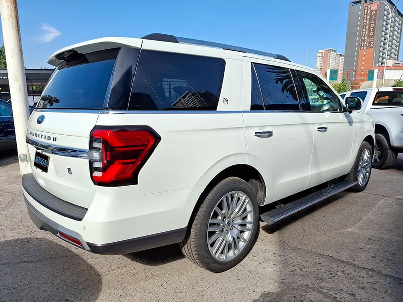 Ford EXPEDITION LTD 4X4 3.5 AUT 2025 - Imagen 7 de 20