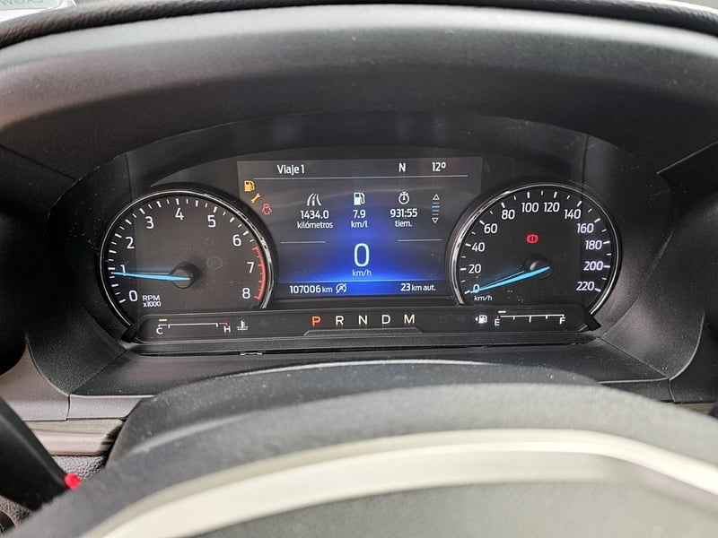 Ford EXPLORER LTD 4X4 2.3 AUT 2021 - Imagen 17 de 20