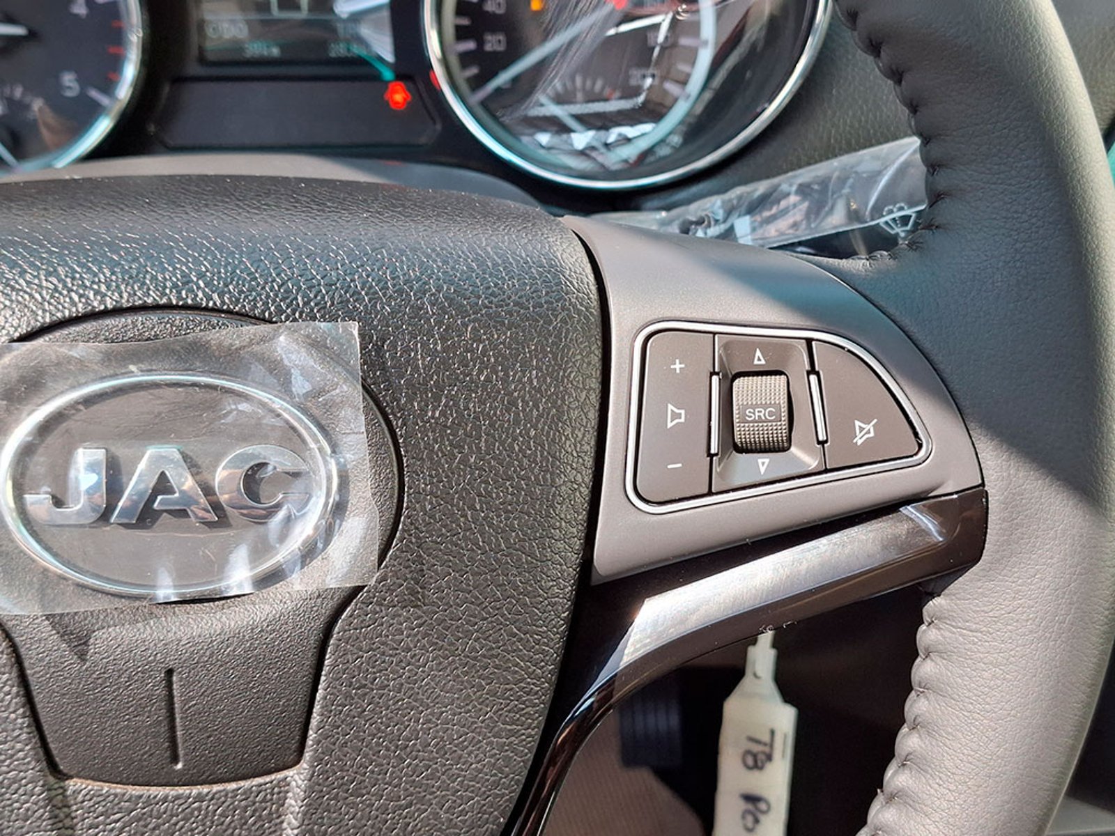 JAC T8 4X4 2.0 2025 - Imagen 15 de 20