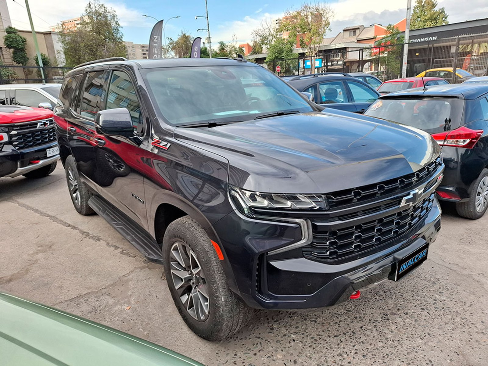 CHEVROLET TAHOE 4X4 5.3 AT 2023 - Imagen 3 de 20