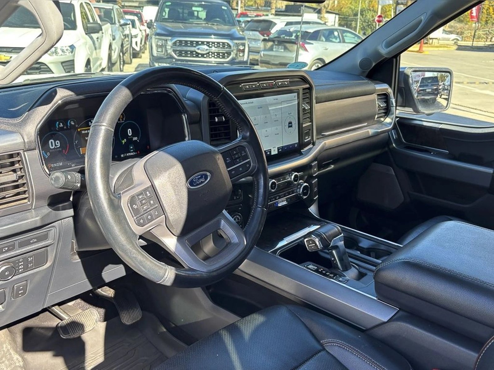 FORD F-150 LARIAT LUXURY 5.0 4X4 AUT 2023 - Imagen 14 de 20