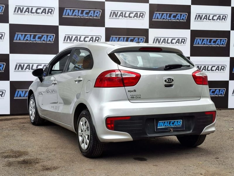 Kia RIO 5 1.2 2018 - Imagen 10 de 20