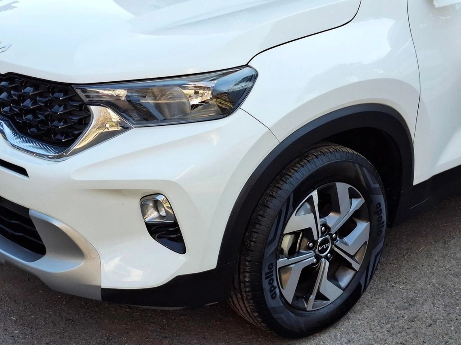 Kia SONET 1.5 2023 - Foto 5 de 20