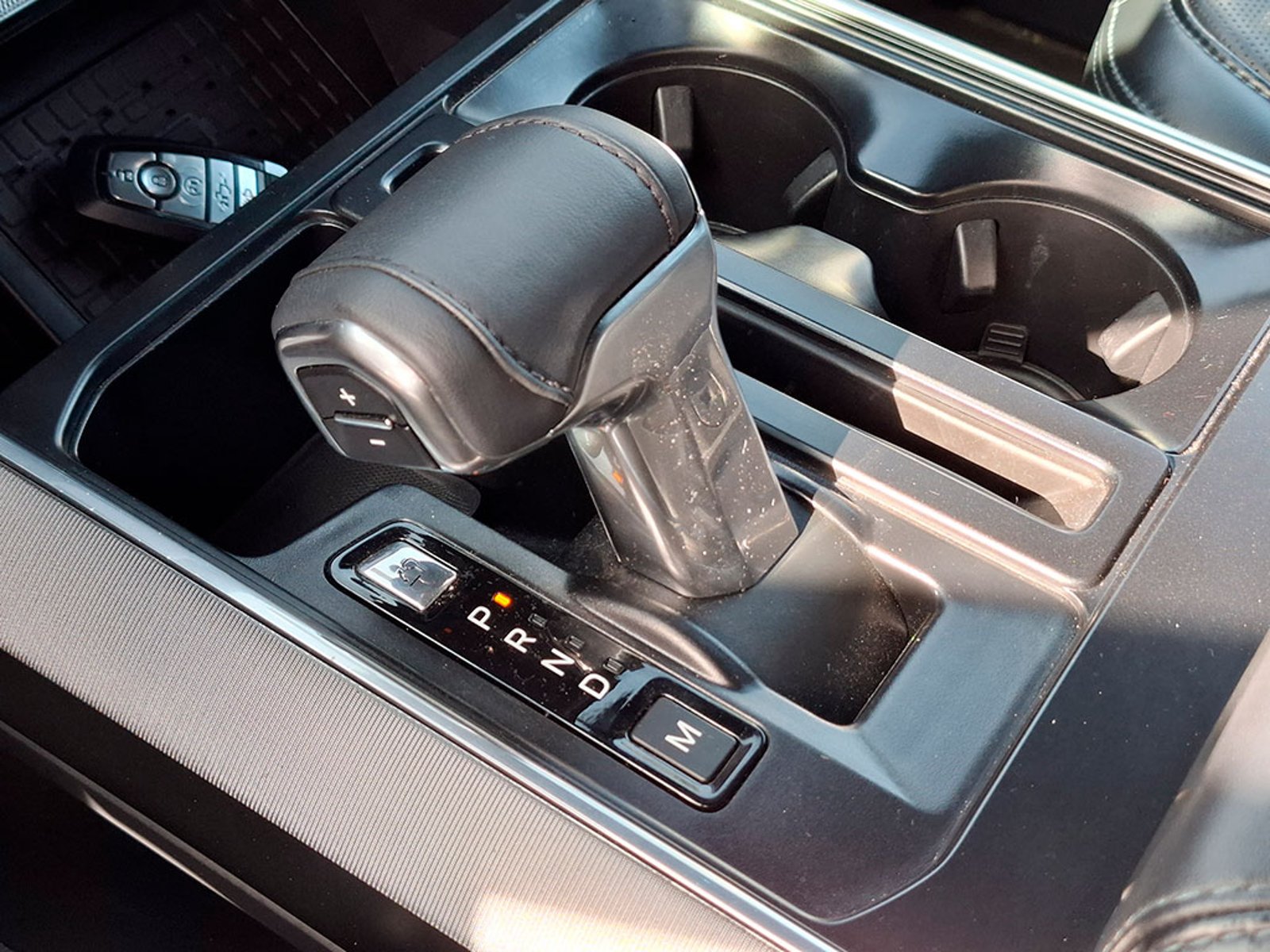 FORD F-150 3.5 PLATINUM 4X4 2025 - Imagen 19 de 20