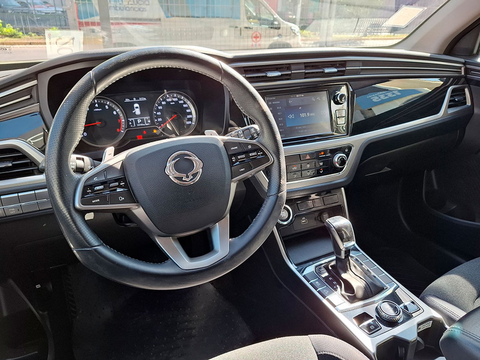 SSANGYONG KORANDO 1.5T GLX 2024 - Imagen 9 de 20