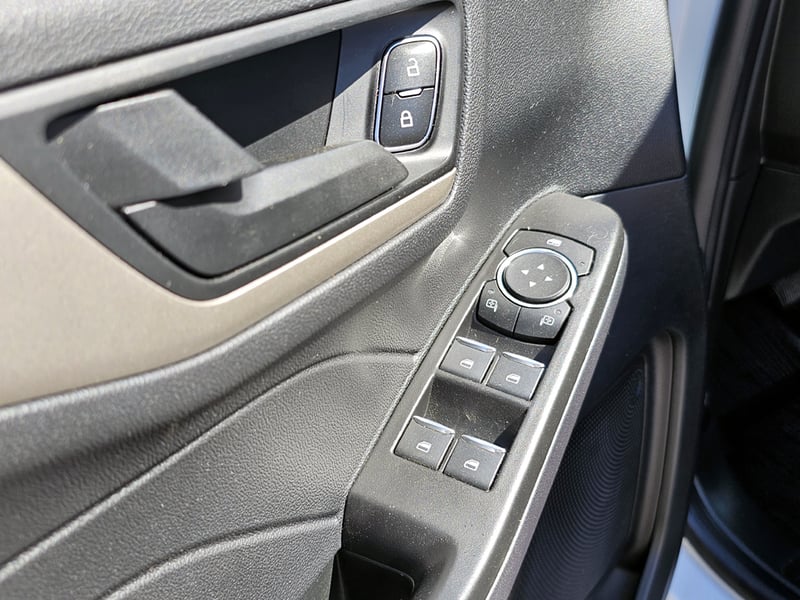 Ford ESCAPE SE 2.5 2023 - Imagen 13 de 20