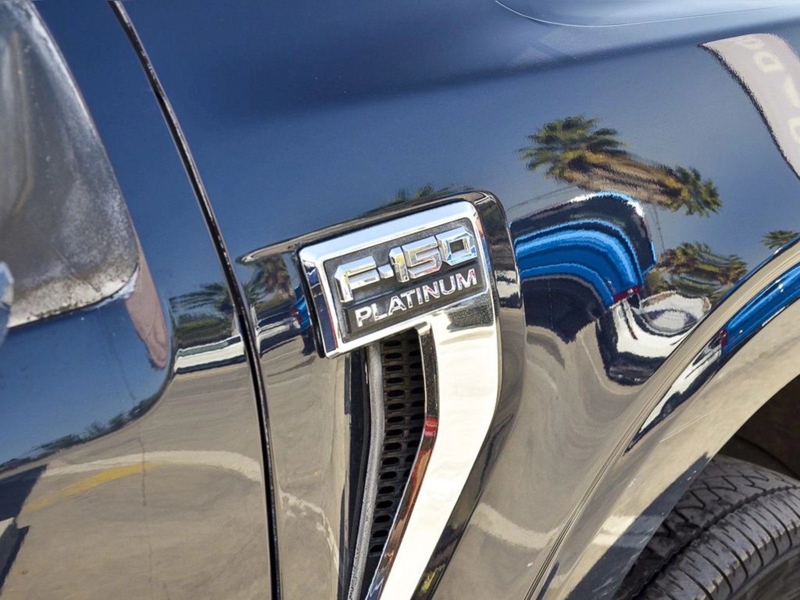 FORD F-150 PLATINUM 2022 - Imagen 6 de 19