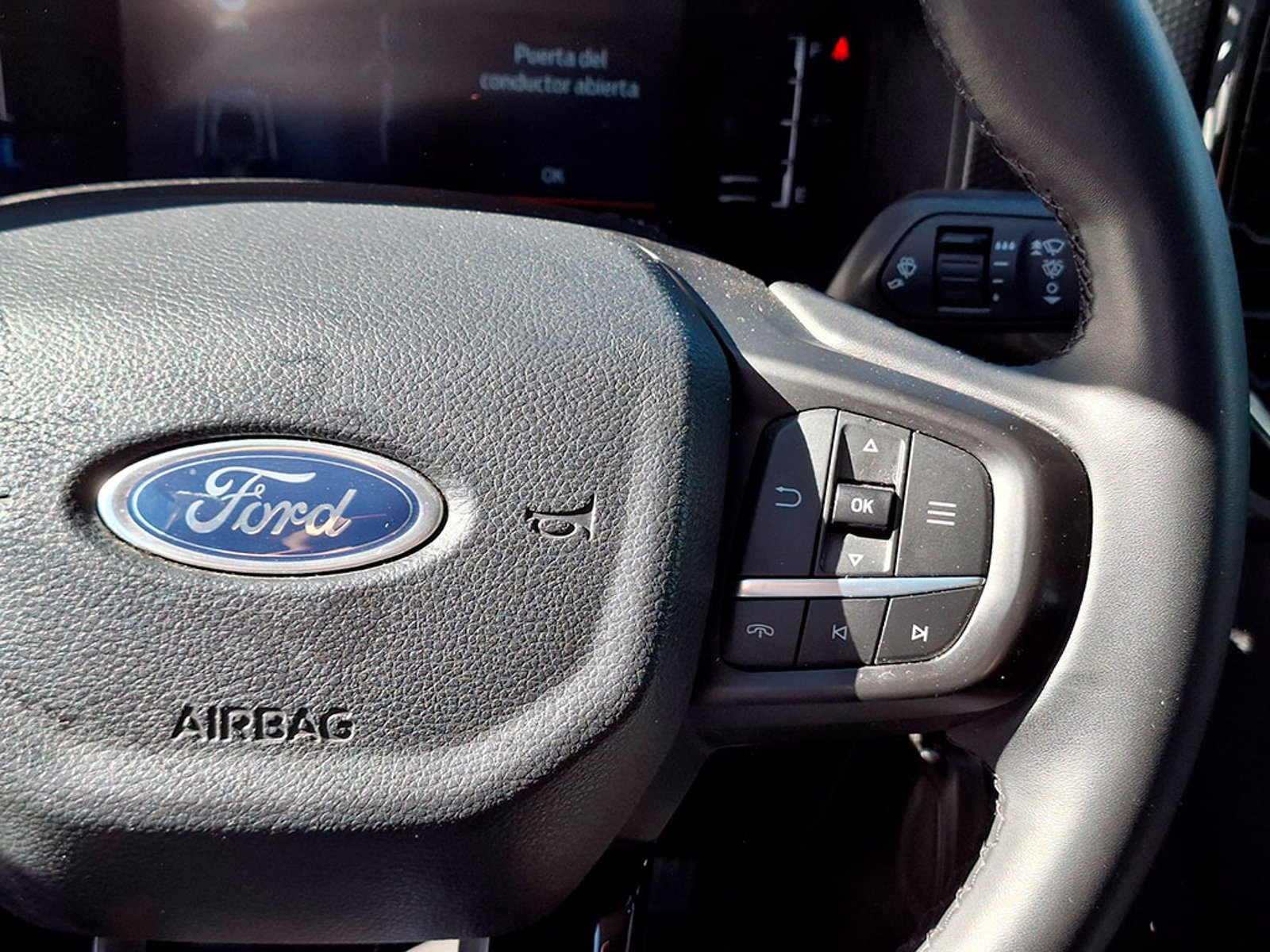FORD RANGER 2.0 XLT 2024 - Imagen 15 de 20
