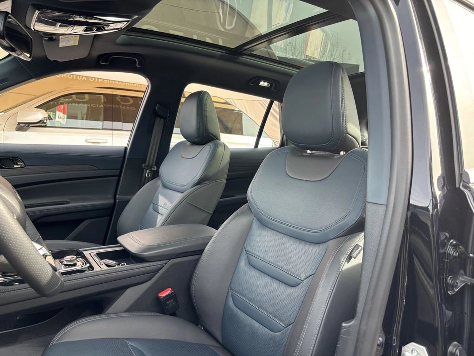 Ford TERRITORY 1.5 TITANIUM 4X2 AT 5P 2025 - Imagen 16 de 20