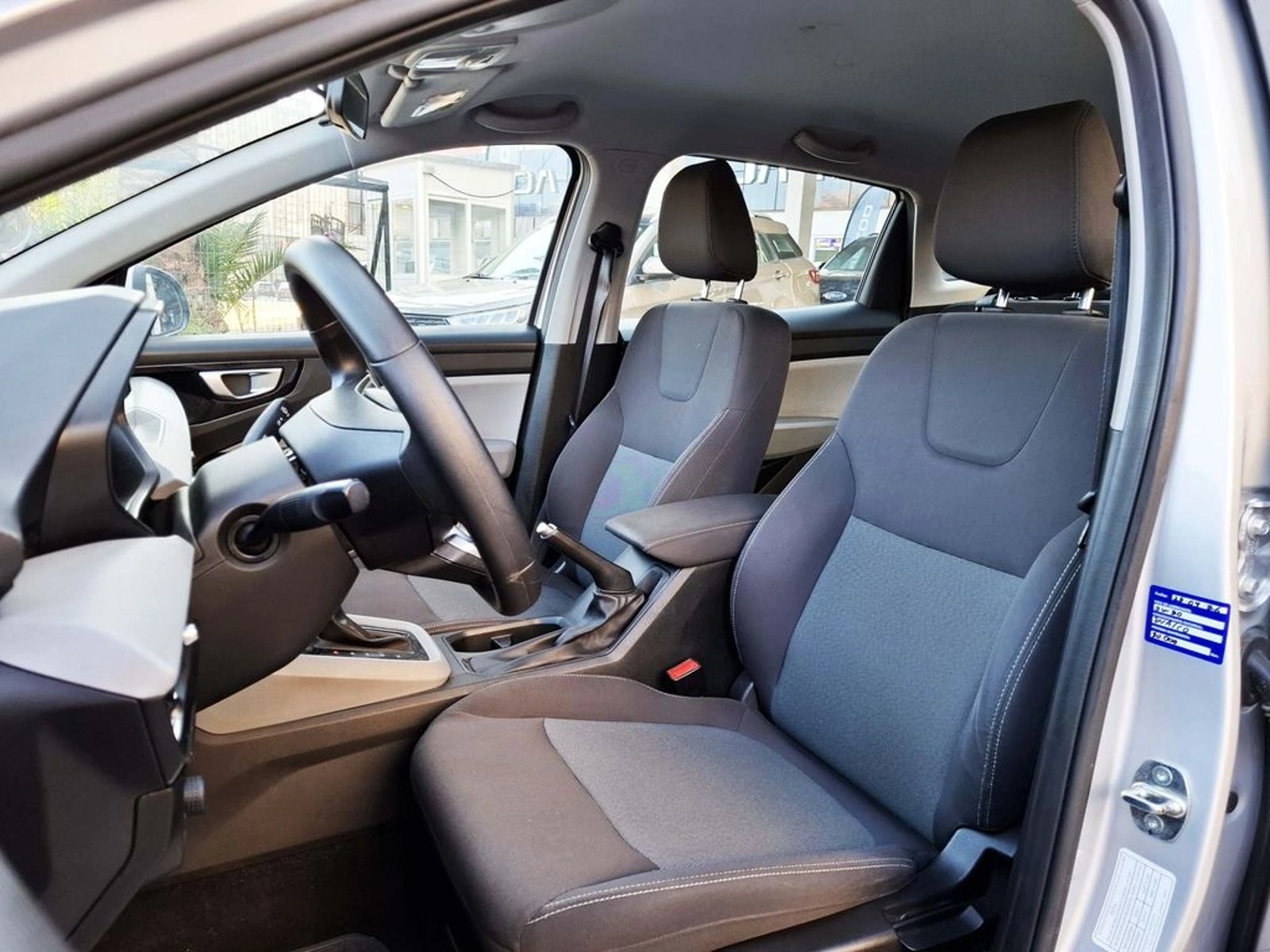 Chevrolet SAIL 1.5 2024 - Imagen 15 de 20