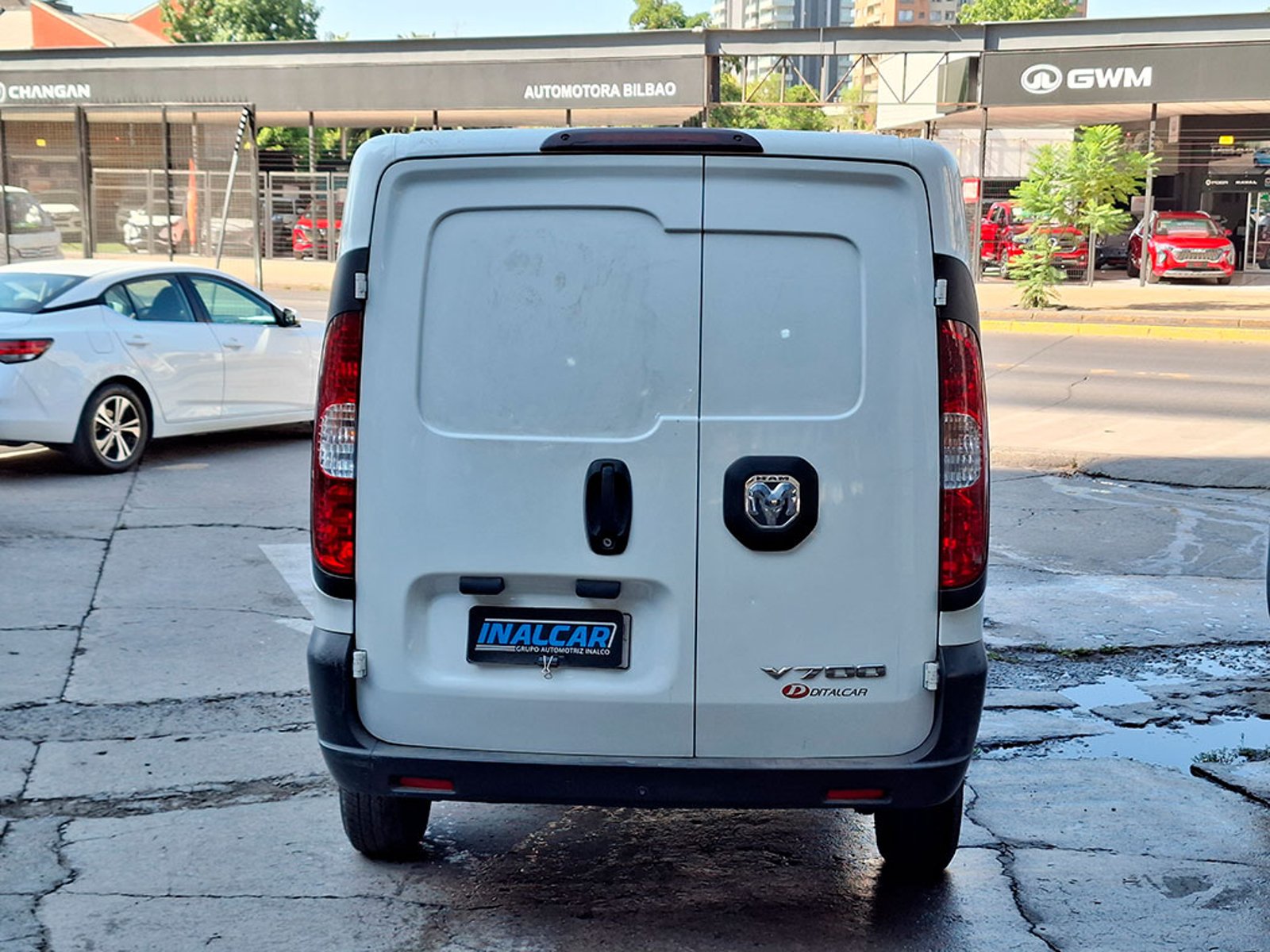 RAM V700 Rapid 1.4 2022 - Imagen 8 de 20