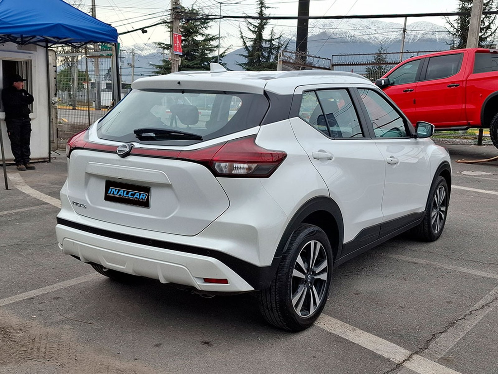 Nissan KICKS 1.6 ADVANCE AT 2025 - Imagen 9 de 20