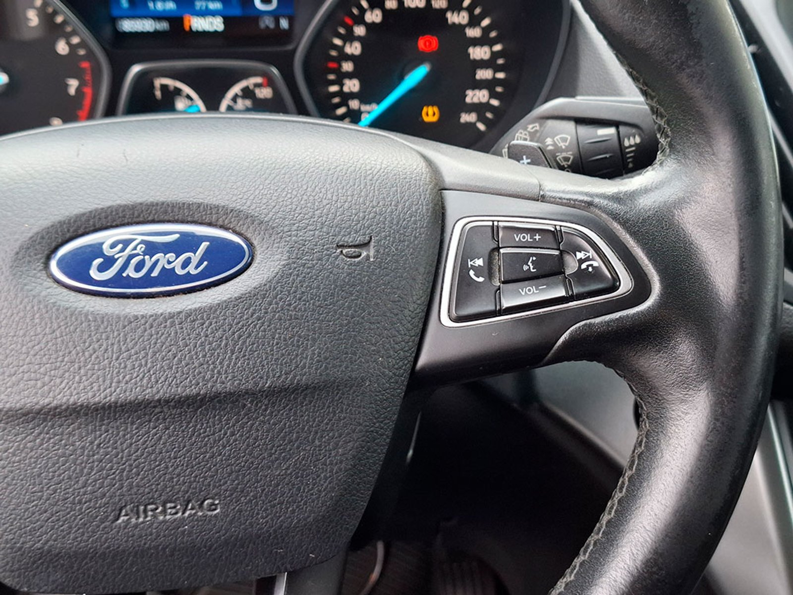 FORD ESCAPE 2.0 SE 2018 - Imagen 15 de 20
