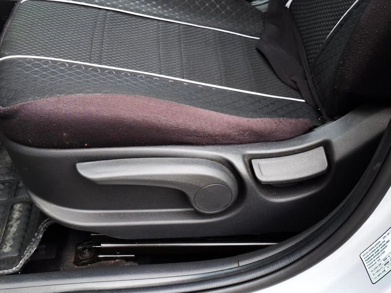 Hyundai ACCENT 1.4 2022 - Imagen 15 de 20