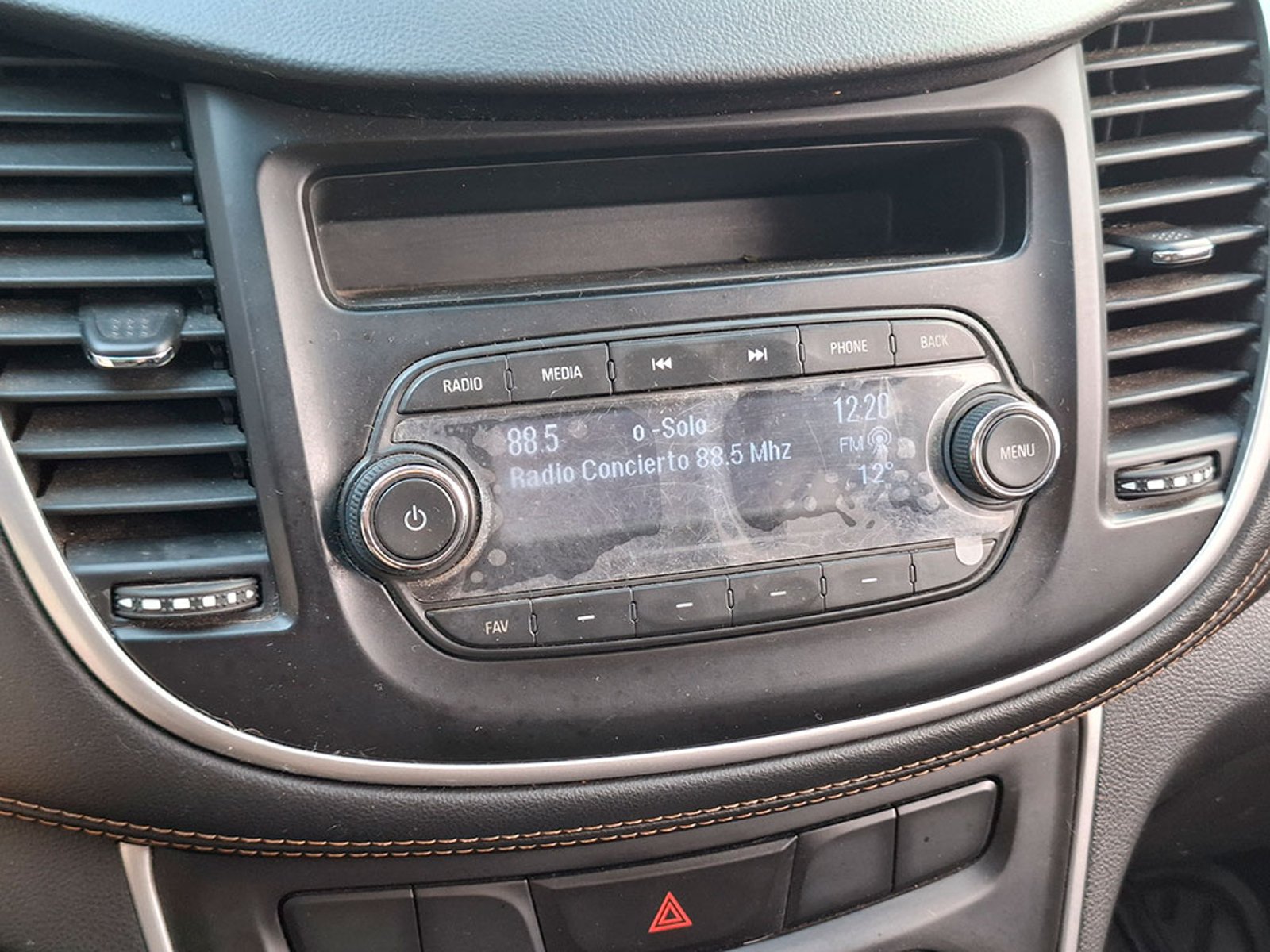 Chevrolet TRACKER AAA 2019 - Imagen 16 de 20