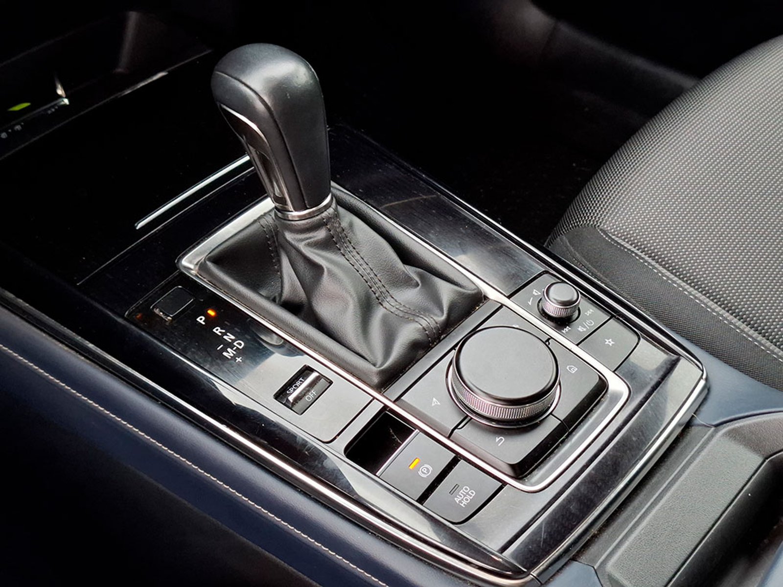 Mazda CX-30 V 2023 - Imagen 4 de 4