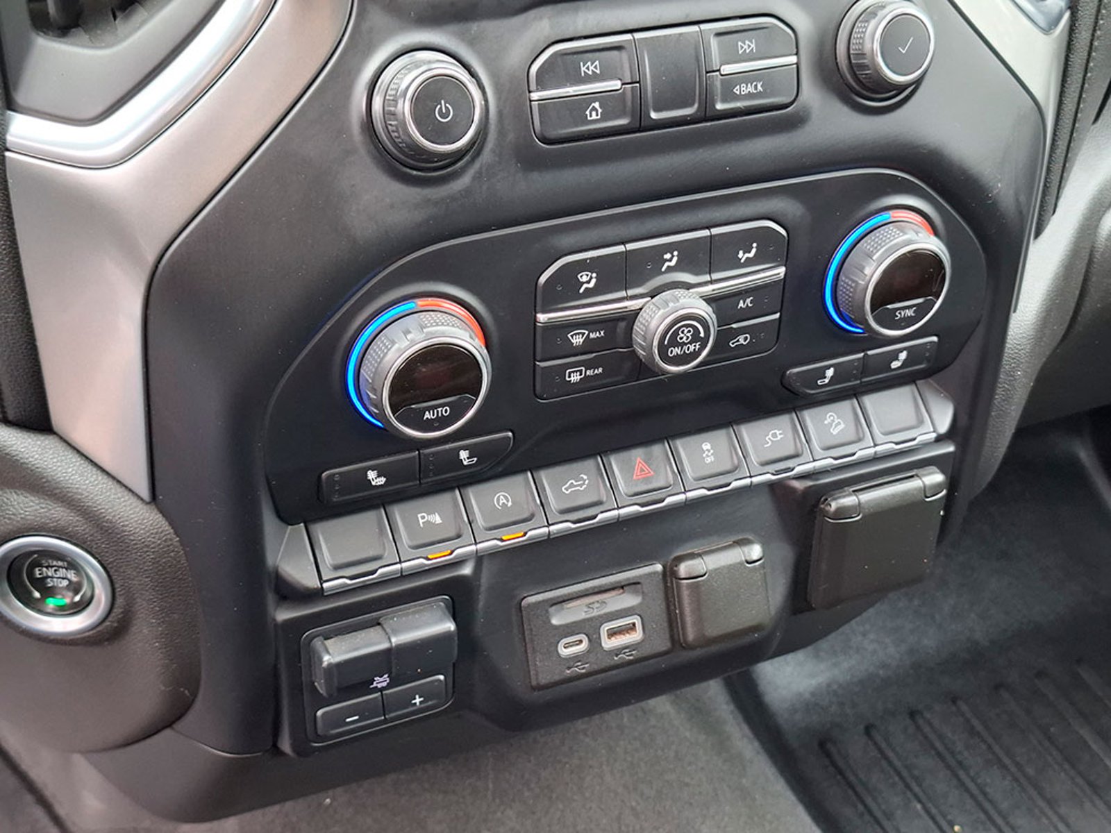 Chevrolet SILVERADO LT TB 5.3 2021 - Imagen 19 de 20