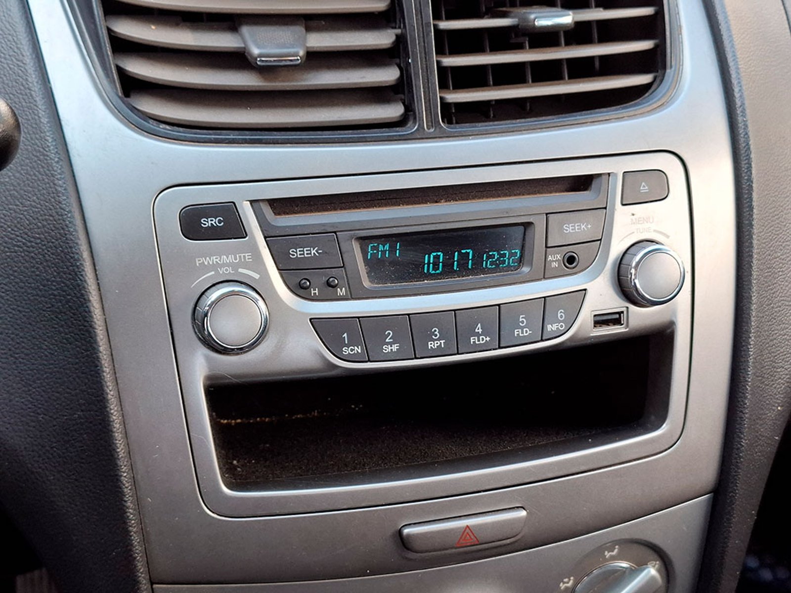 CHEVROLET SAIL CLASSIC LT 1.4 2016 - Imagen 15 de 20