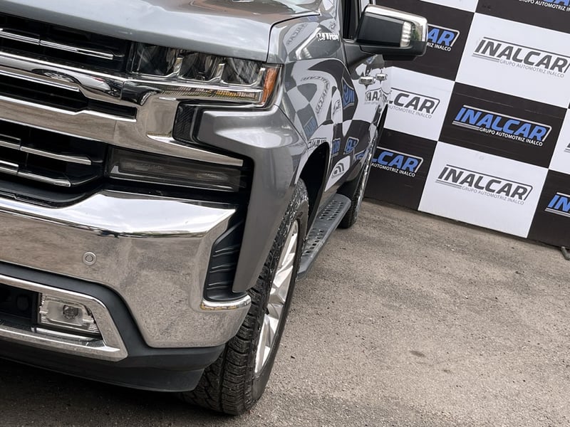 Chevrolet SILVERADO LTZ 4X4 2020 - Imagen 7 de 20