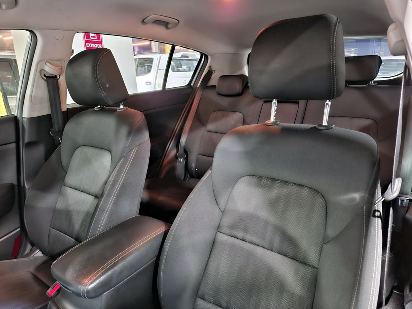 KIA SPORTAGE LX 2.0 AUT 2018 - Imagen 20 de 20