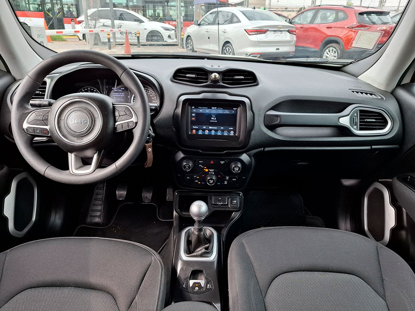 JEEP RENEGADE SPORT 1.8 2021 - Imagen 11 de 20